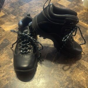 Ascent thinsulate and waterproof boots BNWOT❤️❤️